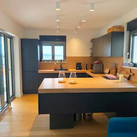 Sea View Penthouse With Rooftop Jacuzzi, *